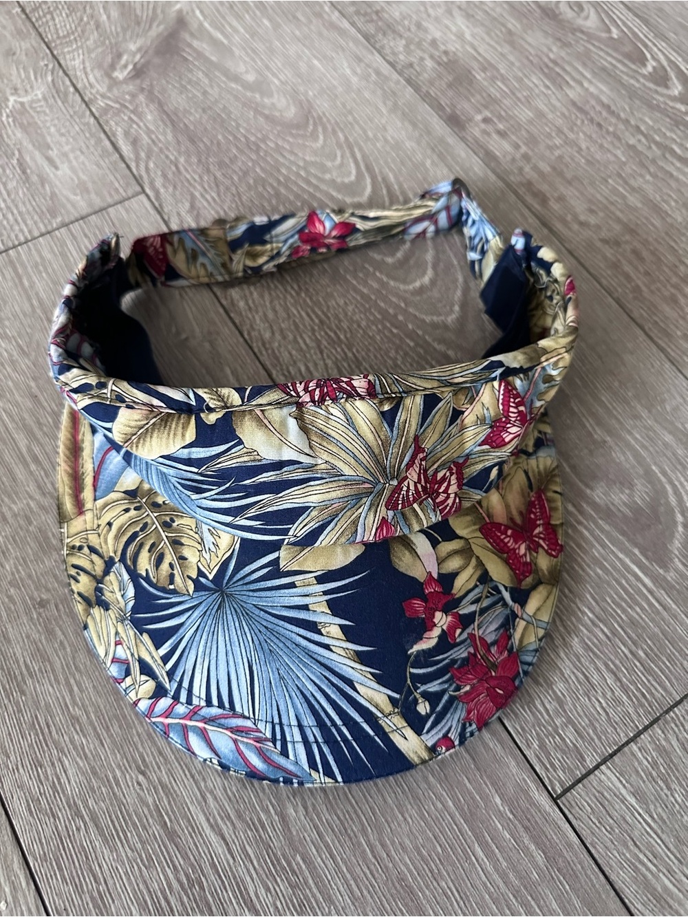 Vintage 90s Navy Tropical Floral Visor